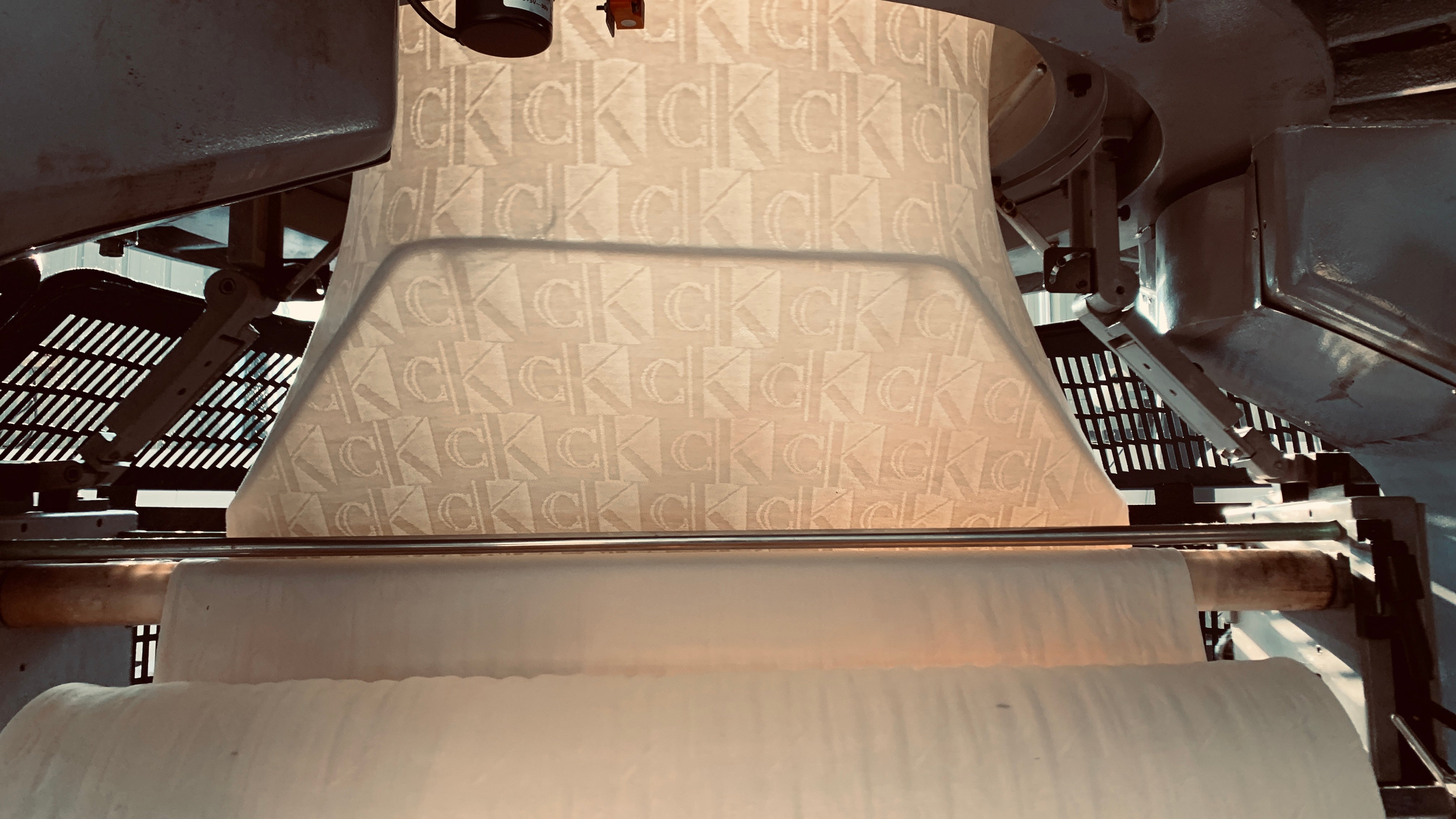 Single Jacquard with Striper Circular Knitting Machine