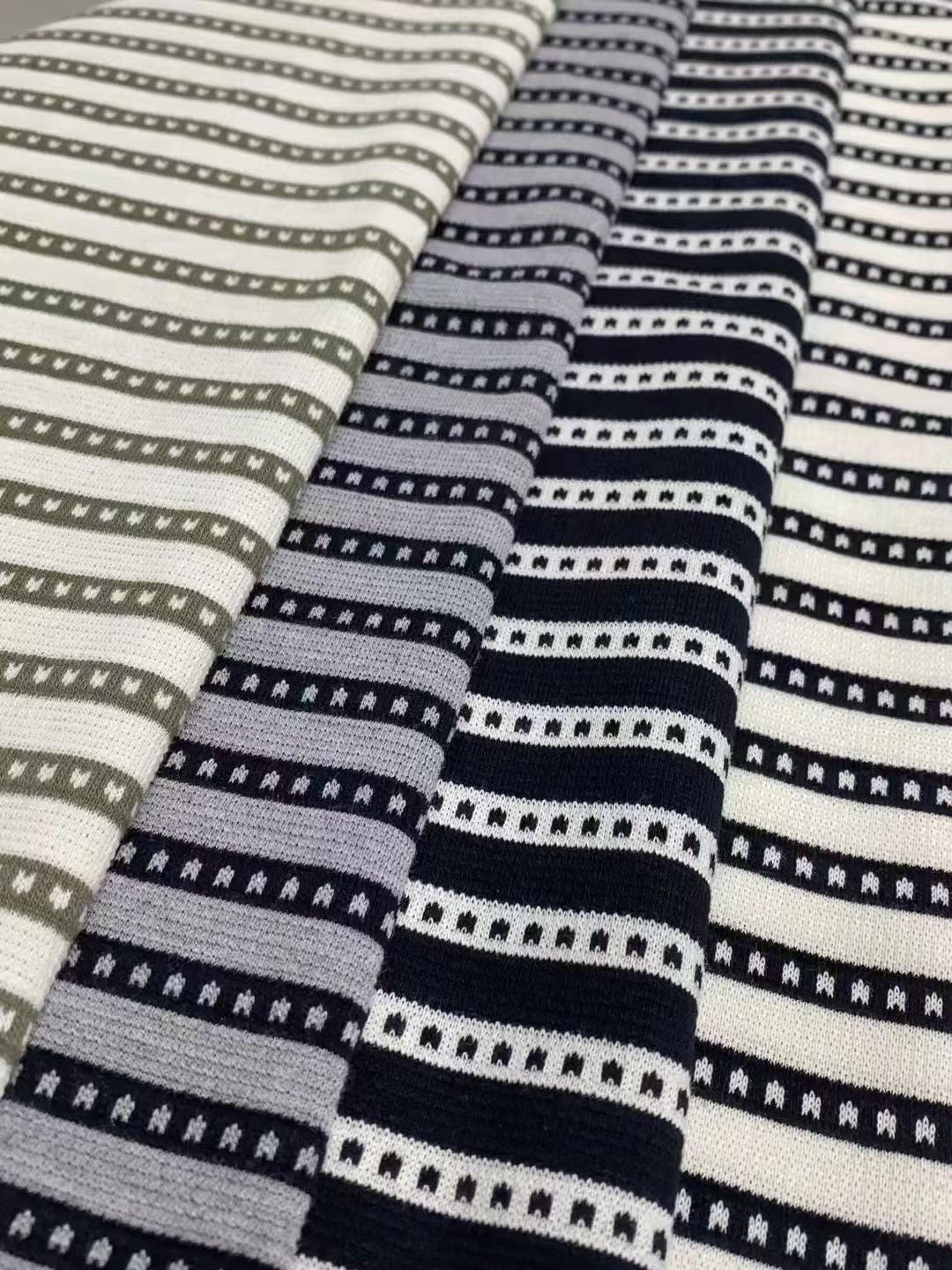 Single Jersey & Single Fleece Circular Knitting Machine Manufacturer